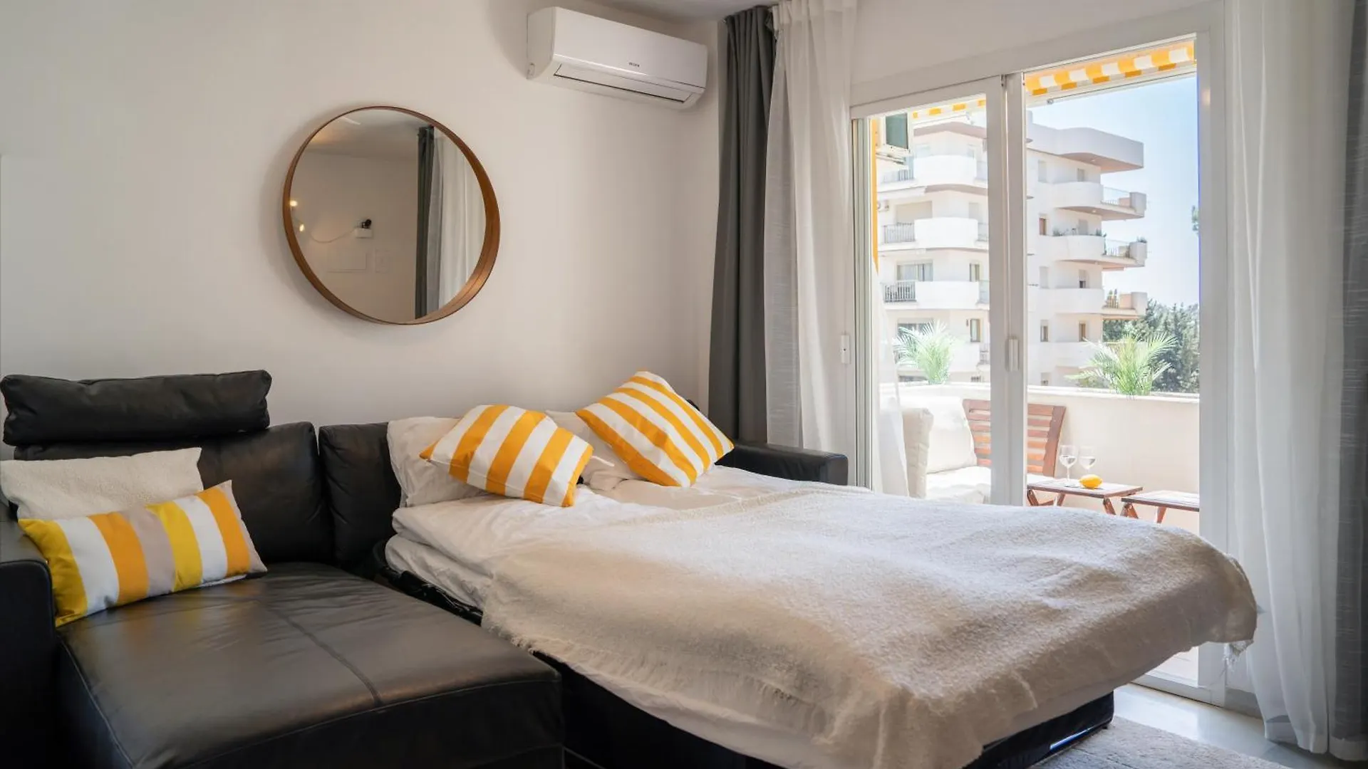 Penthouse*5Min From Beach Marbella Apartment